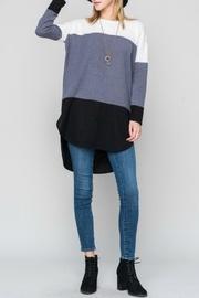  Curved Hem Tunic