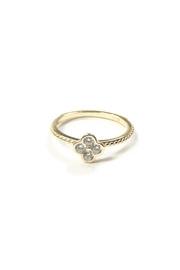  Sparkling Clover Ring