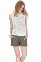  Cable Vest