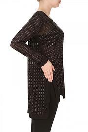  Dotted Tunic Top