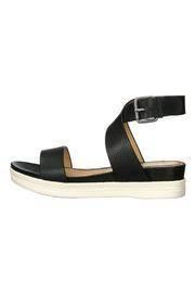  The Julie Sandal