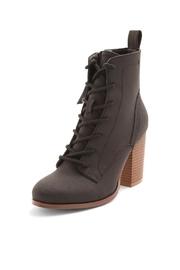  Xoxo Magar Bootie