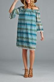  Zigzag Off-shoulder Dress