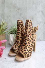  Farah Peep Toe