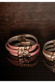  Magnetic Infinity Bracelet