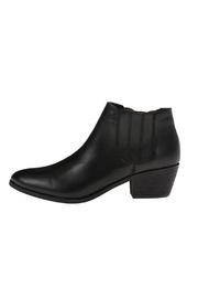 Barlow Black Bootie