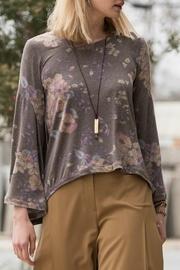  Heathered Purple-brown Floral Knit Top With Bell Sleeve
