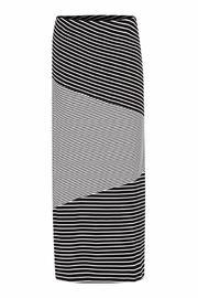  Diagonal Stripe Skirt