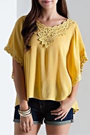  Flyaway Sleeve Blouse