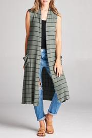  Sleeveless Striped Vest