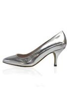  Leela Heels