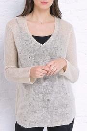  Shirt Tails V-neck