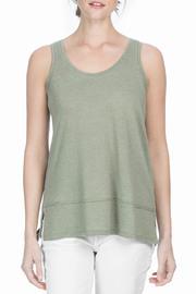  Scoop Neck Shell Tank