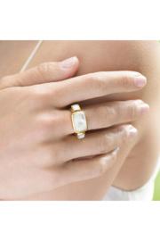  Catalina Tri-stone Moth Of Pearl Ring-6/7