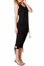  Black Sleeveless Tunic