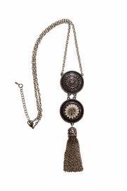  Tassel Snap Necklace