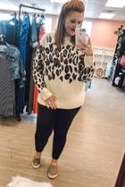  Jaguar Print Sweater