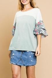  Contrast-sleeve Striped Tee