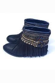  Emonke Boots 10