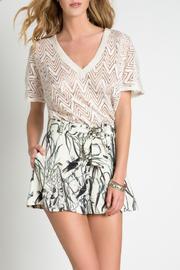  Bird Print Short