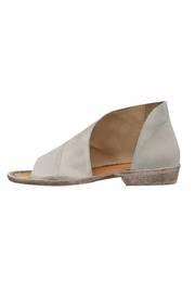  Mont Blanc Flat