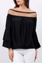  Chain Shoulder Top