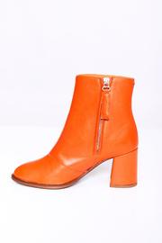  Judy Boot