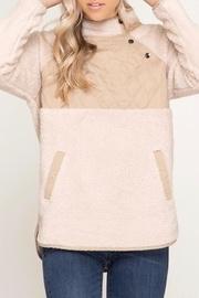  Pullover Fleece Top