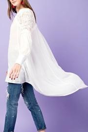  Lightweight Lace Tunic