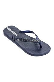  Pebble Sparkle Flip-flop