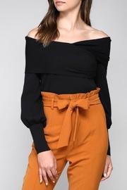  Black Balloon-sleeve Top