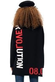  Sweater Revolution
