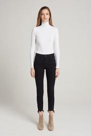  Black Cropped Jean