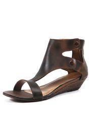  Kite Tail Sandal