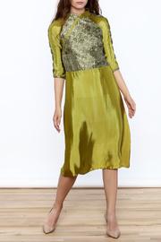  Midi Sleeves Collar Dress