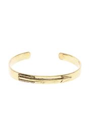  Arrow Embossed Cuff