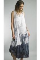  Sleeveless Dip-dyed Dress