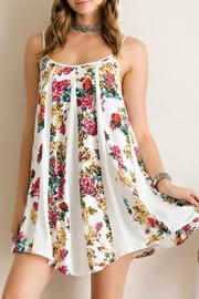  Blooming Lace-up Dress