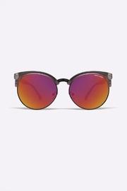  Quay Vida Sunglasses