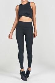  Twisted Marathon Crop