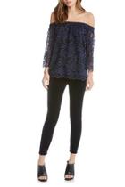  Off-the-shoulder Lace Top