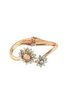  Daisy Cuff