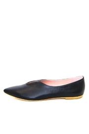  Black Pointed Ballerina