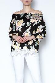  Lace Trim Floral Top