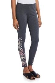  Rosa Embroidered Legging
