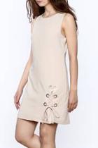  Look And Sheath Dress