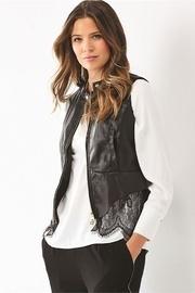  Callie Vest