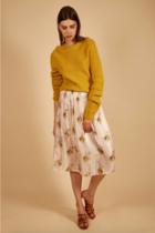  Elodia Floral Midi Skirt