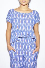  Ikat Top