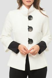  White Patterned Jacket W Black Inner Sleeve